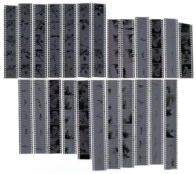B.B. King 1970 - 1971 Lot of 107 Black & White Frames From Two Shows In Montreal