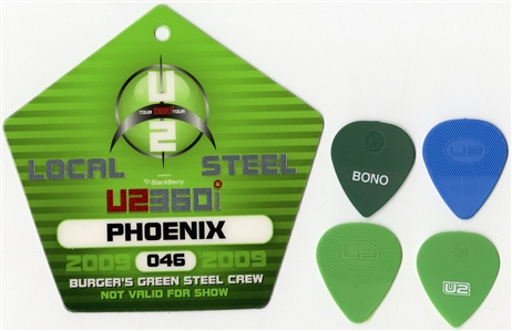 U2 2009 360 Tour Phoenix Local Steel Crew Pass With Lot of 4 Guitar Picks