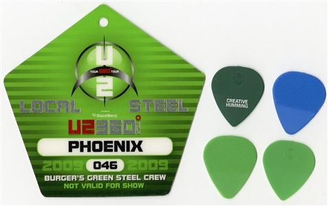 U2 2009 360 Tour Phoenix Local Steel Crew Pass With Lot of 4 Guitar Picks