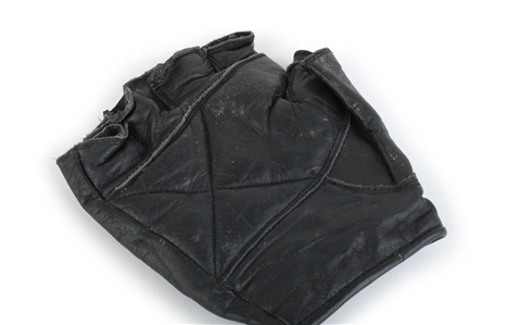 KISS 1989 Rise To It Music Video Publicity Shoot Gene Simmons Owned Alternate Glove (Lelands KISS Auction Provenance)
