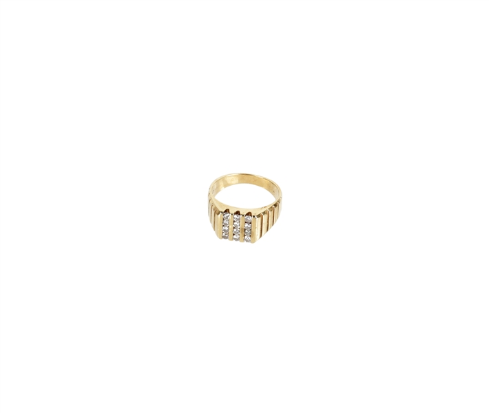 Elvis Presley 1970s Owned & Worn 14K Yellow Gold Pave Style Diamond Ring