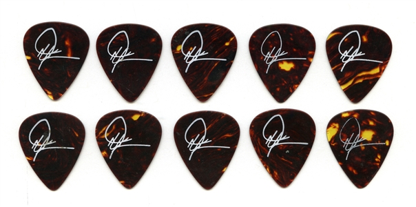 Dwight Yoakum 1990s-2000s Lot of 10 Guitar Picks With COA